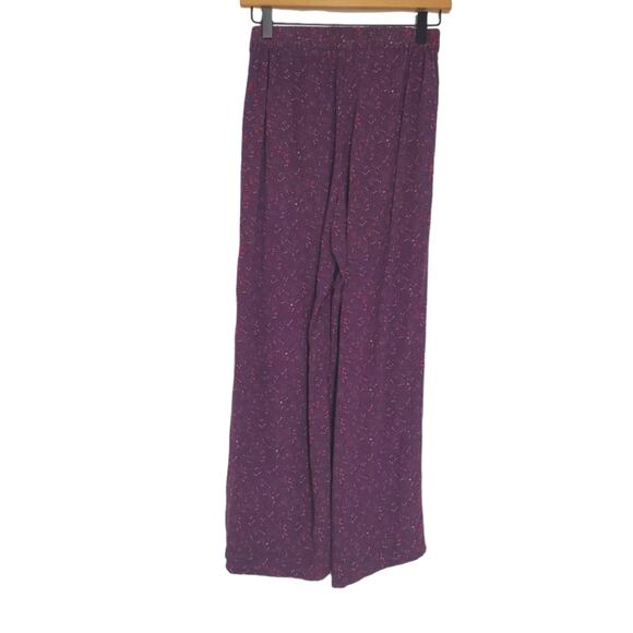 Marine Layer | Kiley Cabernet Ditsy Floral Wide Leg Pull-On Pocket Pants - Picture 4 of 9